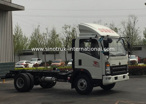 Construction Business Light Duty Commercial Trucks Hydraulically Operating