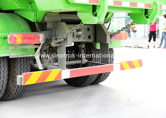 Euro 2 Sinotruk Howo Dump Truck 5800 * 2300 * 1500mm Cargo Body Heavy Dump Truck