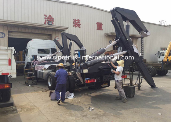 20 / 40 Feet Container Side Loader Truck 37 Tons For Container Loading And Lifting