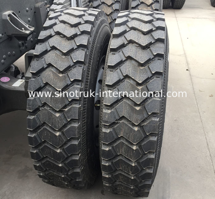 Dropside Cargo Truck Chassis SINOTRUK HOWO ZZ1257N4341W Green Lorry Vehicle