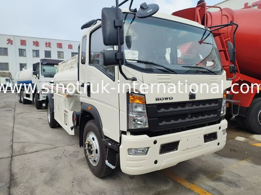 HOWO 4x2 লাইট ট্রাক 5-6CBM LHD 160HP
