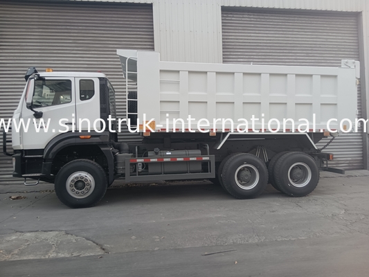 SINOTRUK HOWO 400 এইচপি ট্যাপার ডাম্প ট্রাক নির্মাণের জন্য N7 সামরিক বাম্পার সতর্কতা আলো