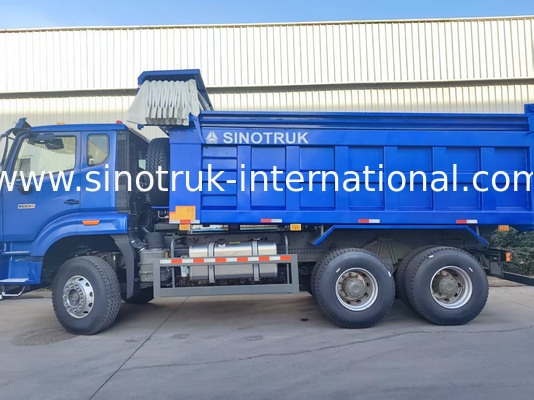 শক্তিশালী বহুমুখী HOWO 6x4 380HP ব্লু ডাম্প ট্রাক 20CBM বর্গক্ষেত্র কার্গো বক্স এবং জলরোধী টারপ ফ্লিপ কভ সঙ্গে