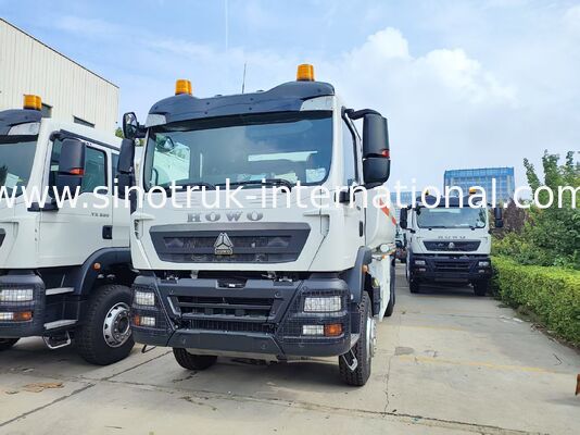 হোয়াইট HOWO TX 6x4 জ্বালানি পরিবহন ট্রাক 336HP 500.000 25CBM জ্বালানি ট্যাংক, স্থিতিশীল পরিবহন কর্মক্ষমতা
