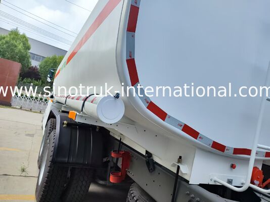 হোয়াইট HOWO TX 6x4 জ্বালানি পরিবহন ট্রাক 336HP 500.000 25CBM জ্বালানি ট্যাংক, স্থিতিশীল পরিবহন কর্মক্ষমতা