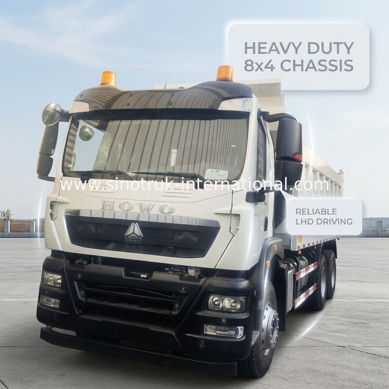 HOWO TX ভারী লোড পরিবহনের জন্য 300L জ্বালানী ট্যাঙ্ক ক্ষমতা এবং ইস্পাত শরীরের উপাদান সহ ভারী দায়িত্ব ট্রলার