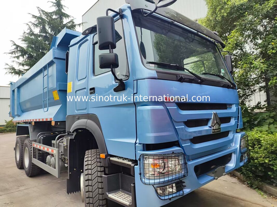 Heavy Load HOWO 400HP Tipper Truck, Blue U-Type Cargo Box With Reinforced Military Bumper