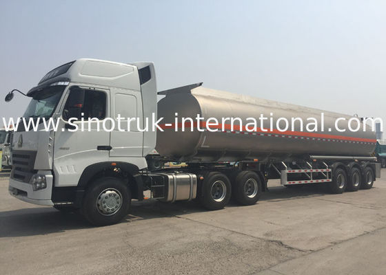 Large Capacity Diesel Semi Trailer Fuel Tanker Truck Tri - Axle 50 - 80 Tons